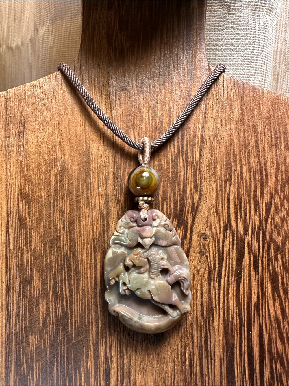 Alashan Agate Horse Carving Pendant Necklace on Brown Rope - Picture 7 of 16